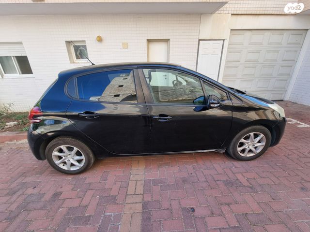 מודעת רכב פיג'ו 208