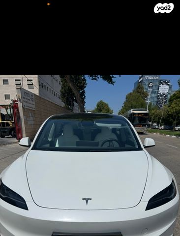 מודעת רכב טסלה מודל 3