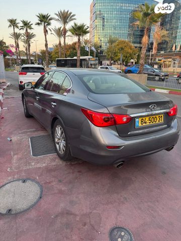 אינפיניטי Q50