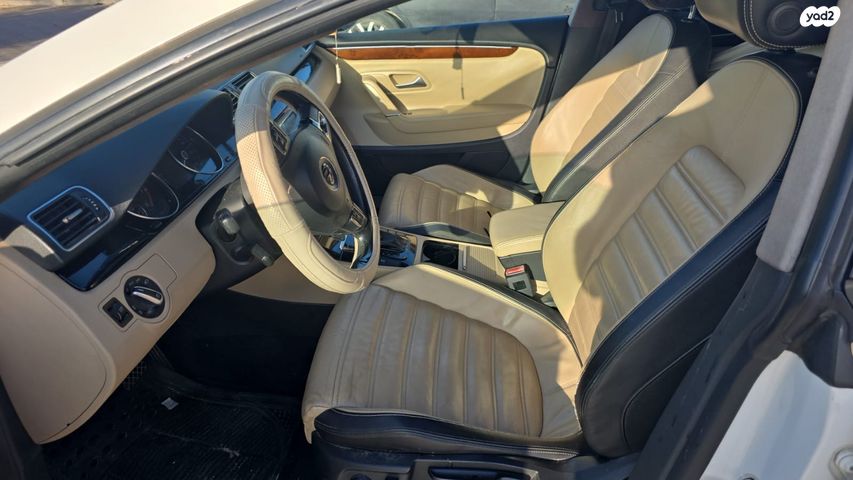 פולקסווגן פאסאט CC