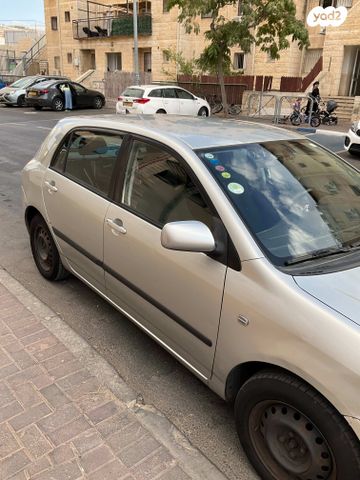 טויוטה קורולה