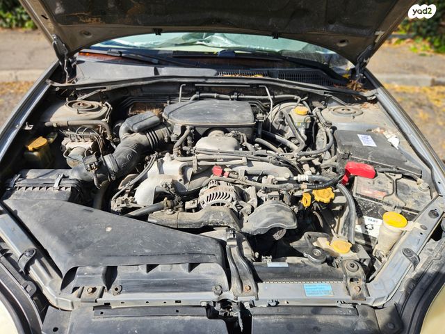 אאוטבק 2,5 I אוט׳ 2.5 (173 כ״ס)