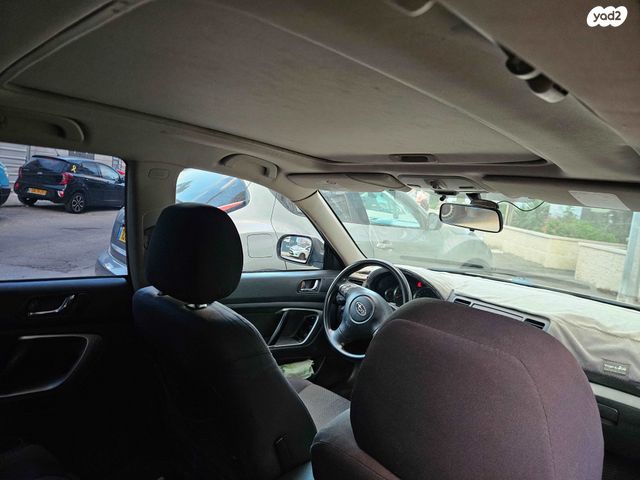 סובארו אאוטבק