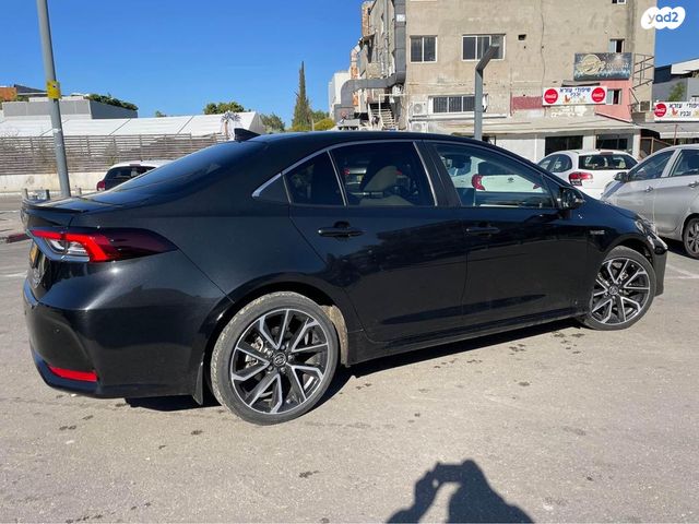 טויוטה קורולה