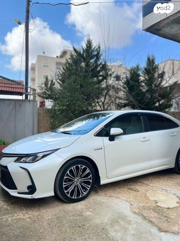 טויוטה קורולה