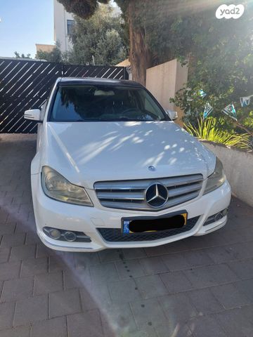 C-class Taxi Elegance C 200 אוט׳ 2.1 (136 כ״ס)