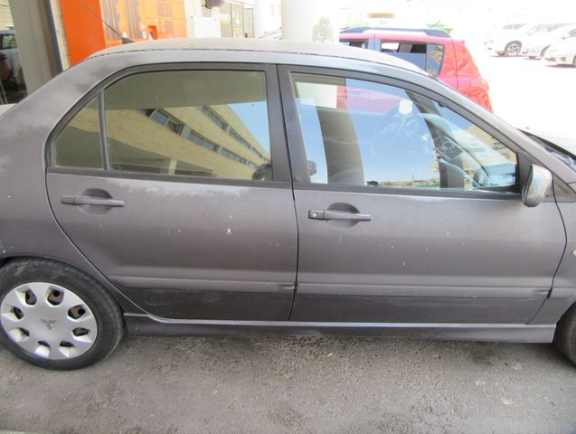 מיצובישי לנסר