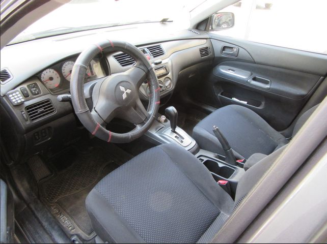 מיצובישי לנסר