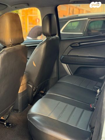 איסוזו די-מקס