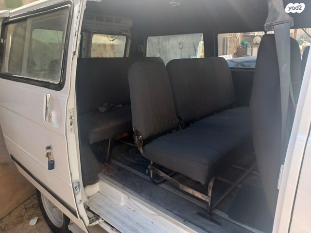 ונדורה 4X2 ארוך אוט׳ דיזל קומבי 4.3 (132 כ״ס)