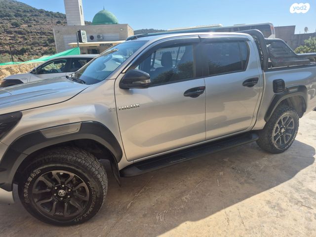 טויוטה היילקס