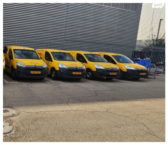 ברלינגו  Maxi ידני 4 דל 1.6 (100 כ״ס)