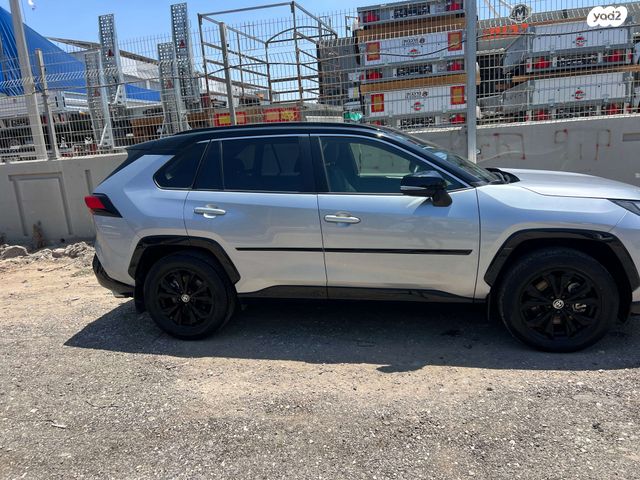 מודעת רכב טויוטה RAV4
