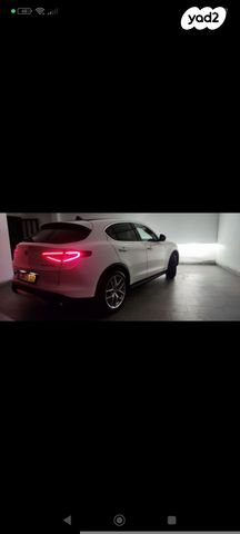 מודעת רכב אלפא רומיאו סטלביו