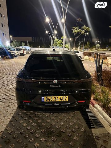 אלפא רומיאו טונלה