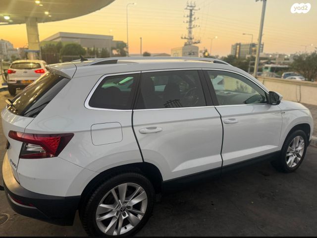 מודעת רכב סקודה קארוק