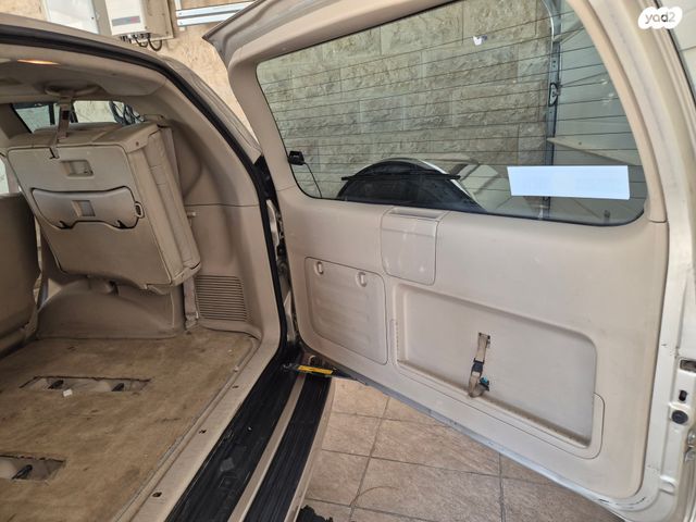 טויוטה לנד קרוזר