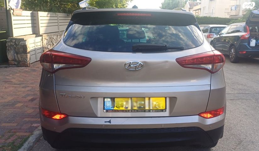 יונדאי טוסון