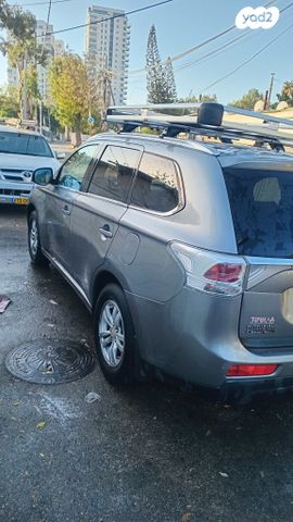 מיצובישי אאוטלנדר