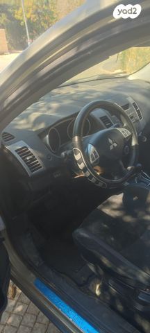 מיצובישי אאוטלנדר