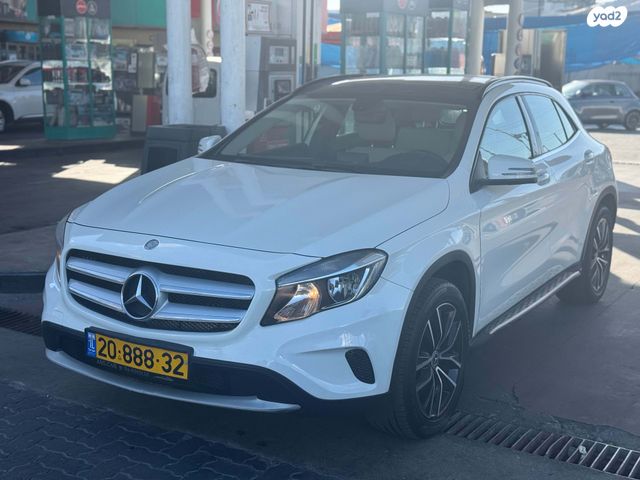 מודעת רכב מרצדס-בנץ GLA