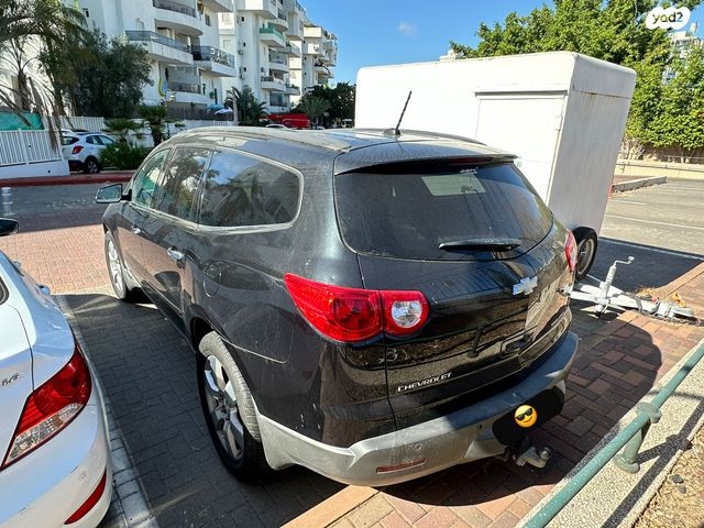 שברולט טראוורס