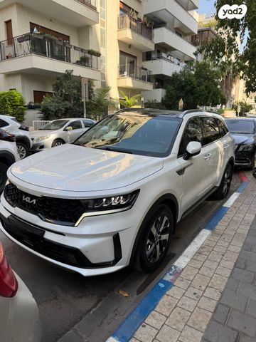 סורנטו EX אוט׳ 2.5 (180 כ״ס)