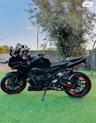 ימאהה FZ1 פייזר