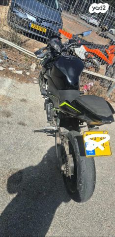 מודעת רכב קאוואסאקי Z400