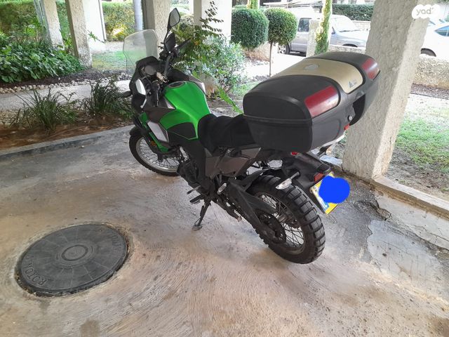 קאוואסאקי Versys-X 300