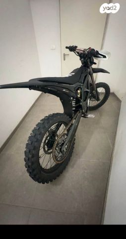 מודעת רכב סורון ULTRA BEE T