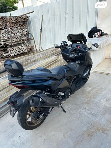 ימאהה Tmax 560 Tech