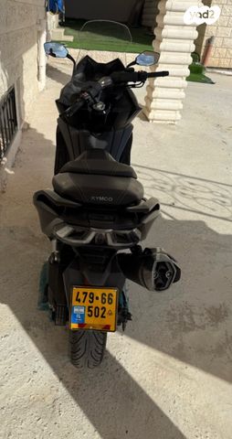 מודעת רכב קימקו AK 550