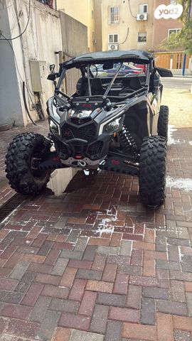 מודעת רכב בומברדיר/קאן אם