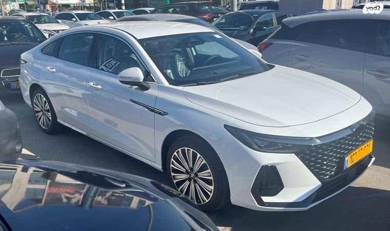 מודעת רכב צ׳רי אריזו 8