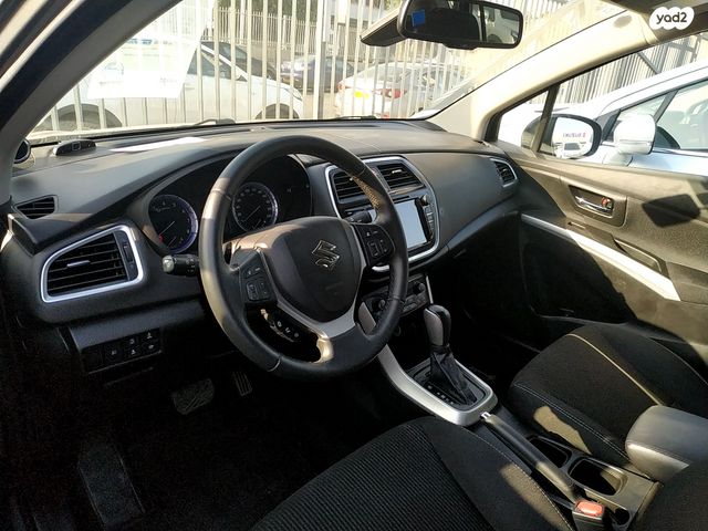 סוזוקי S-Cross
