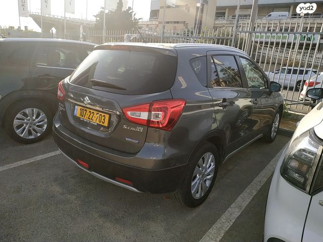 סוזוקי S-Cross