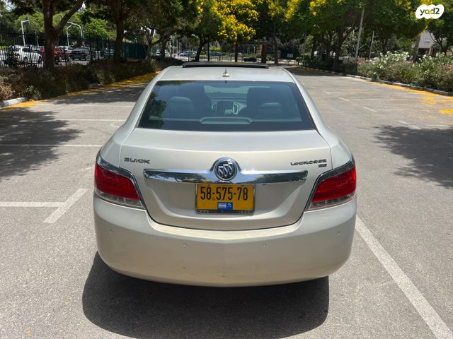 ביואיק לה-קרוס