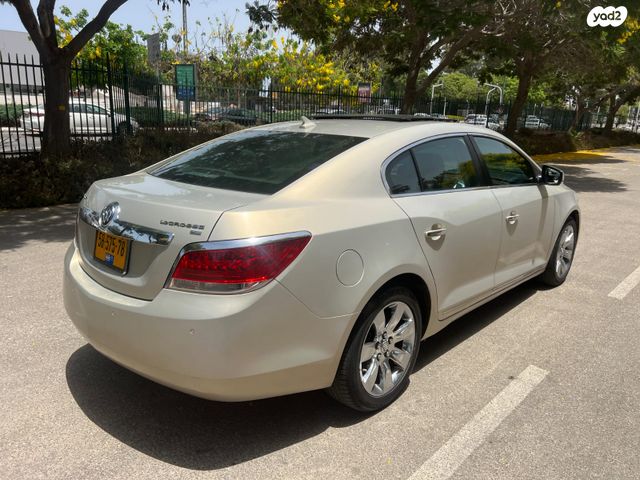 ביואיק לה-קרוס