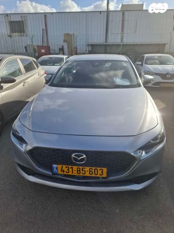 מאזדה 3