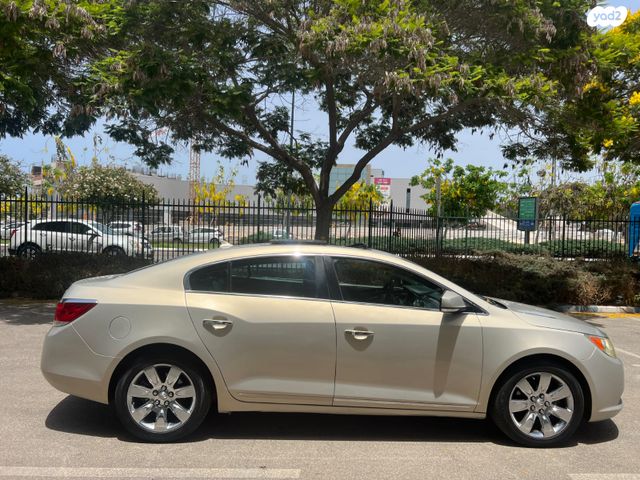 ביואיק לה-קרוס