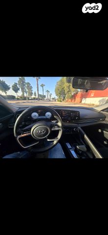 יונדאי אלנטרה