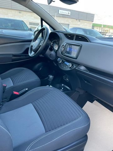 טויוטה יאריס