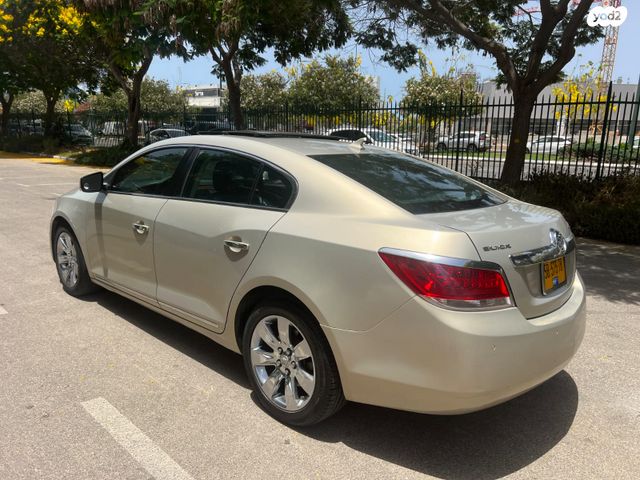 ביואיק לה-קרוס