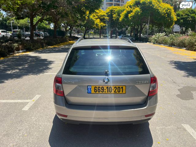 סקודה אוקטביה