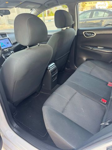 ניסאן סנטרה