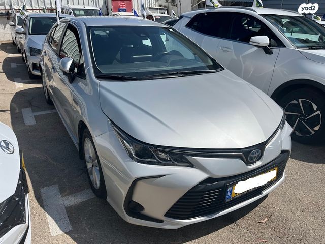 מודעת רכב טויוטה קורולה