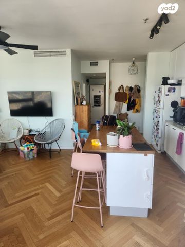 דירה, גרציאני יצחק 4, גני שרונה, קרית הממשלה, תל אביב יפו