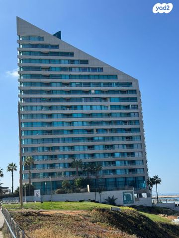 דירה, אלי לנדאו 50, הרצליה פיתוח, הרצליה
