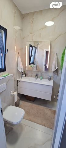 גג/ פנטהאוז, יוסף 28, צור שלום, קרית ביאליק